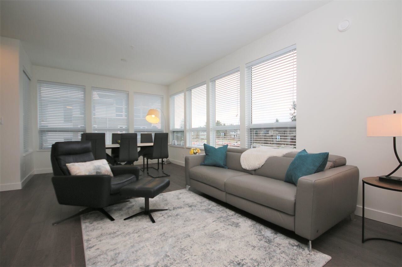 Photo de la propriété: 8360 Delsom Way 407 BC V4C 0E6