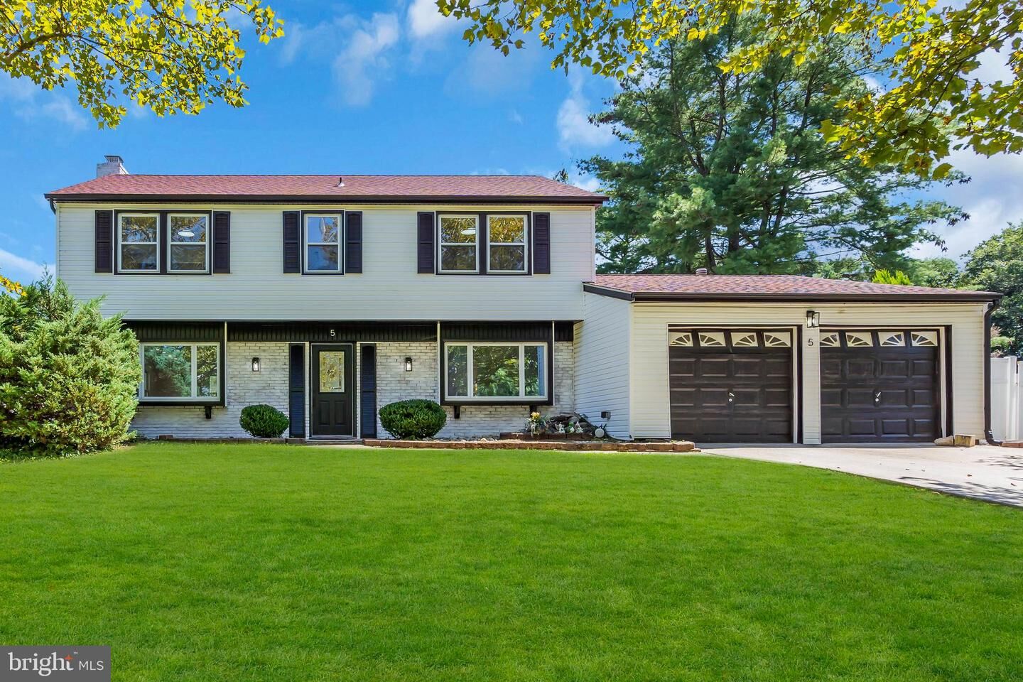 Property Photo: 5 Enderly Lane NJ 08046