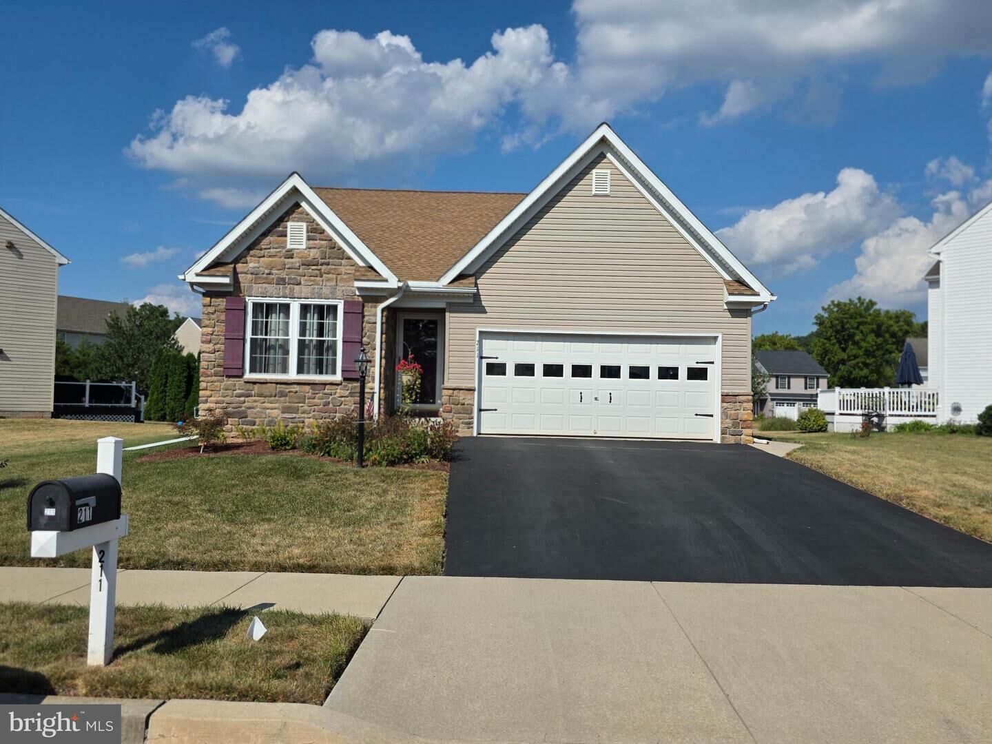 Property Photo:  211 Adobe Drive  PA 17057 