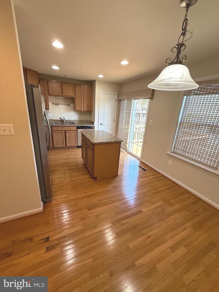 Property Photo: 2932 Truffle Oak Place #283 VA 22191