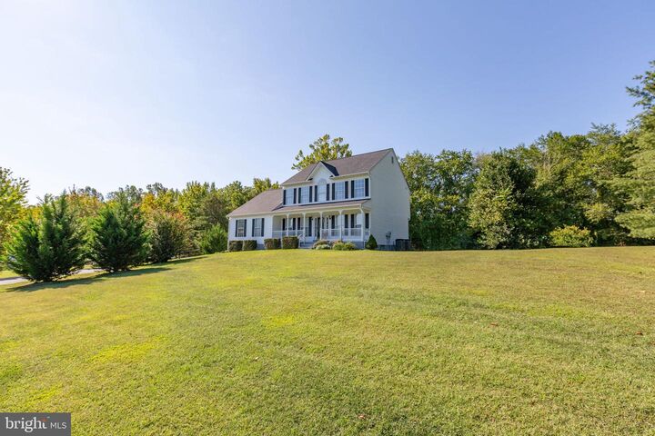 Property Photo:  8022 Sourwood Court  VA 22551 