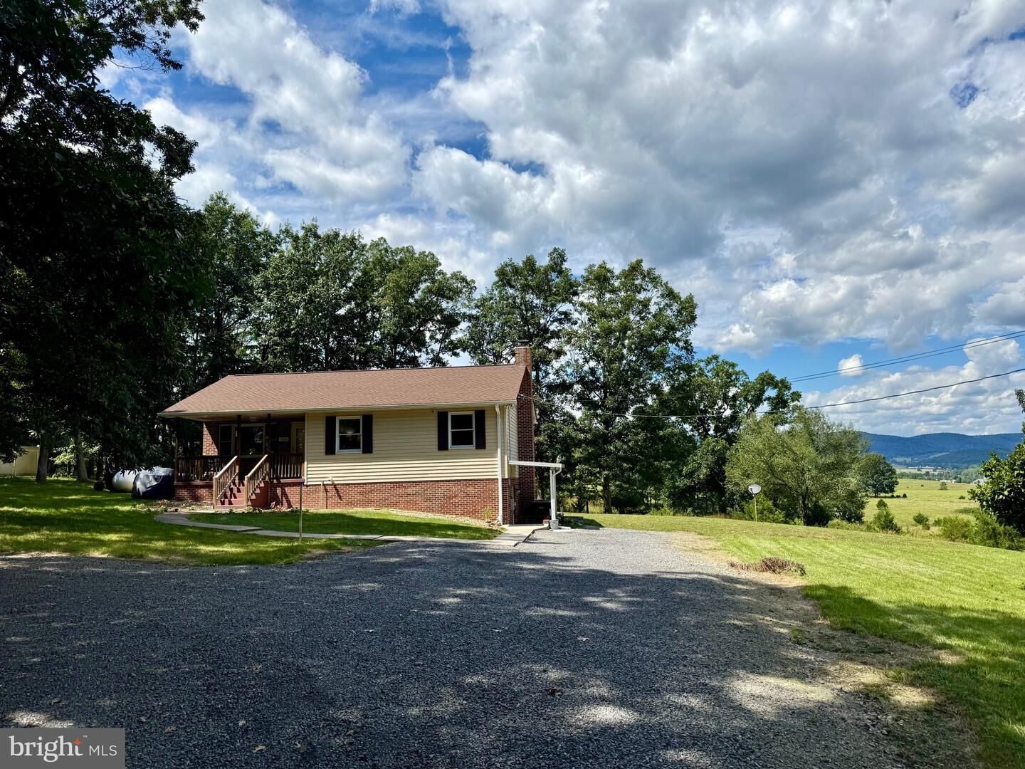 Property Photo:  547 Haven Farms Circle  WV 26847 
