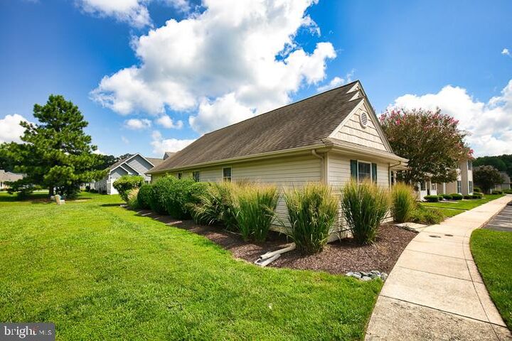 Property Photo: 413 Lindenhurst Court MD 21804