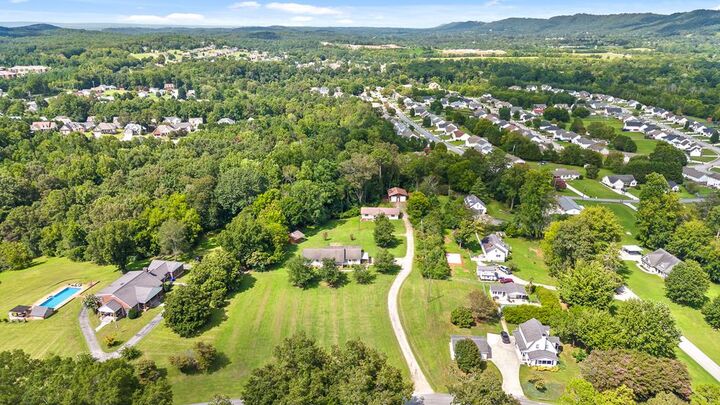 Property Photo: 204 Old County Road GA 30736