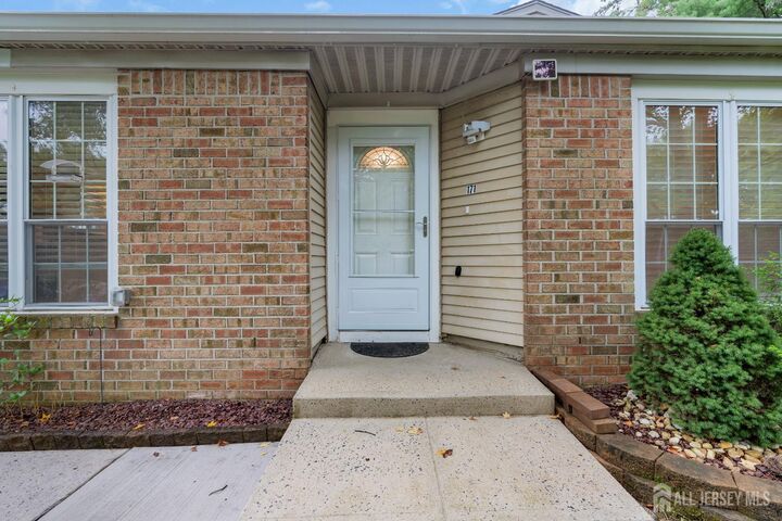 Property Photo:  171 Bristol Court  NJ 08857 