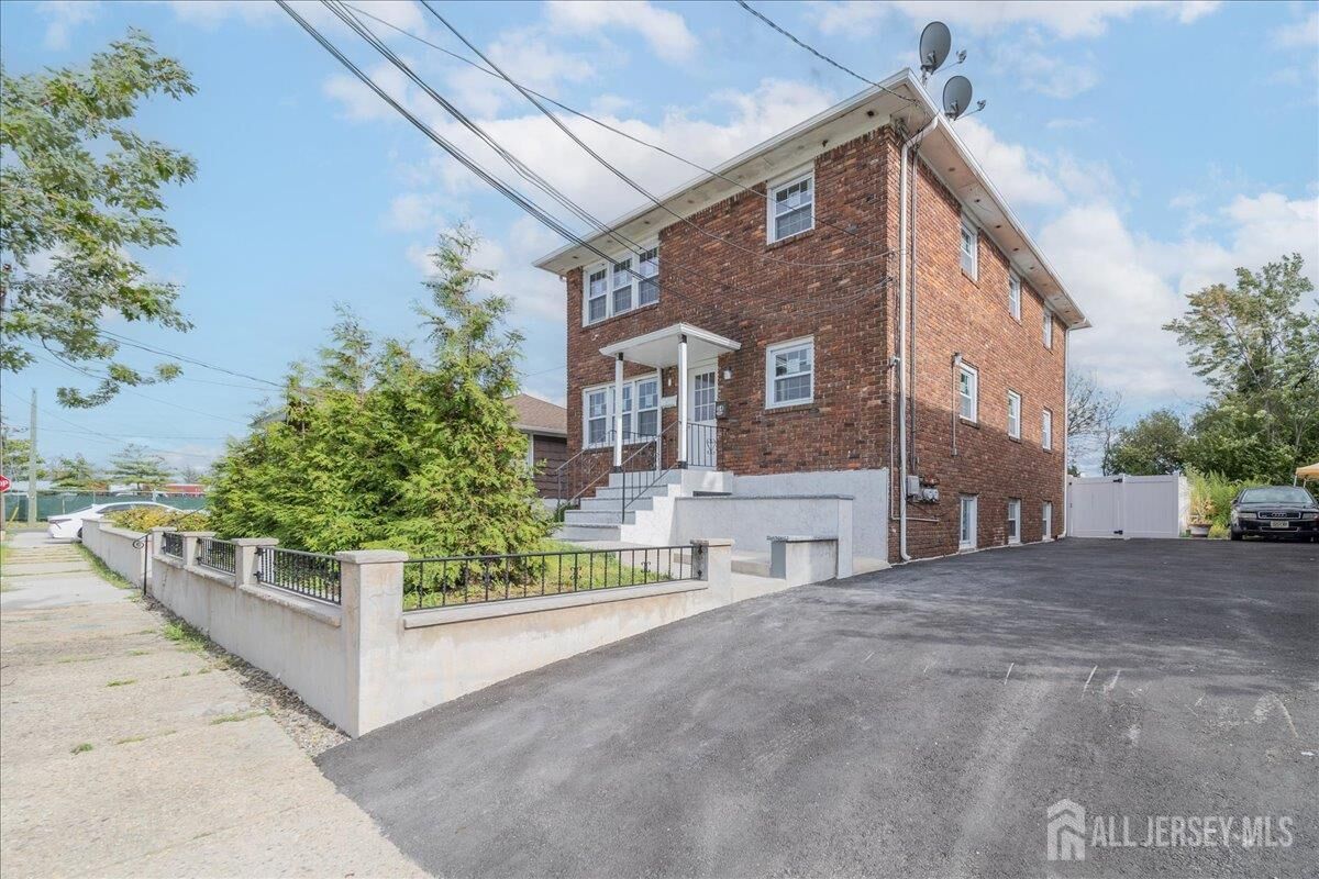 Property Photo:  54 Bergen Street  NJ 07008 