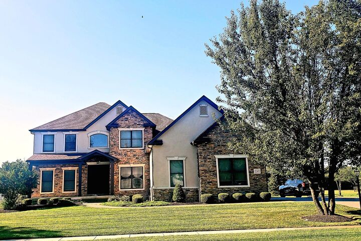 7247 Optimara Drive  Pickerington OH 43147 photo