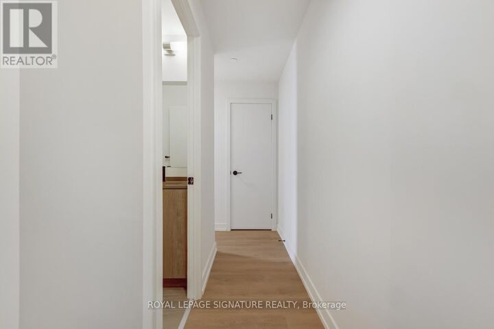Property Photo:  181 Sterling Road 1221  ON M6R 2B2 
