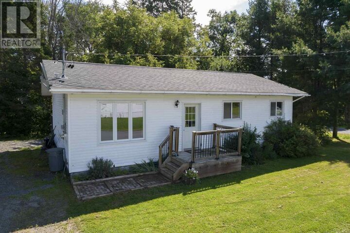 Property Photo:  40 Prout St  ON P0R 1C0 