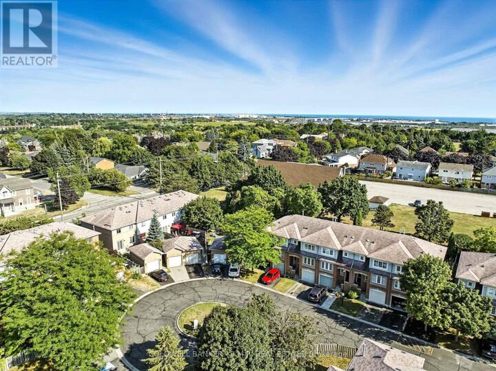 Photo de la propriété: 1801 Nichol Avenue 14 ON L1N 9K1