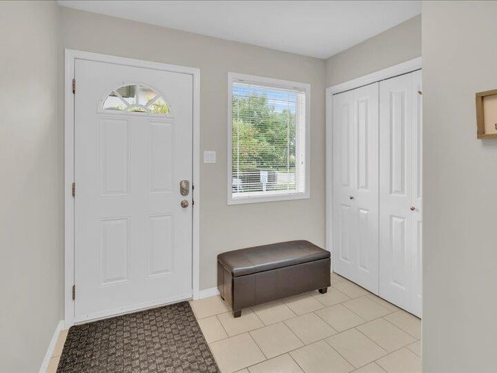 Property Photo: 45 Grandmont Boulevard MB R3V 0A1