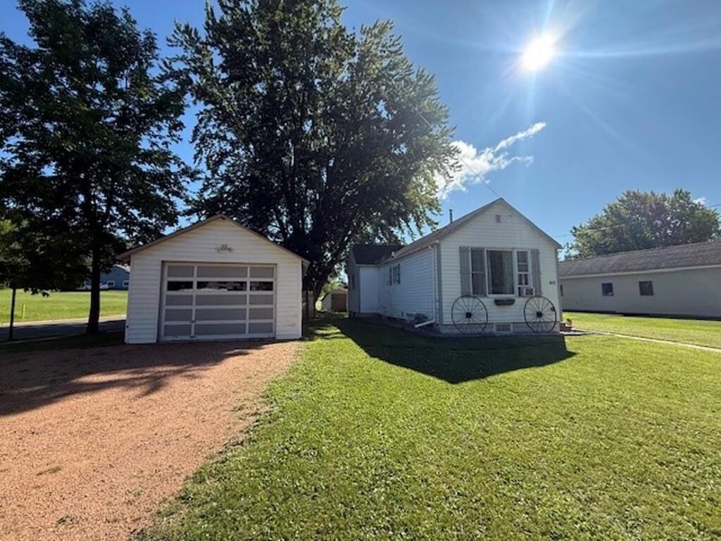 Property Photo: 612 North 2nd Street WI 54451