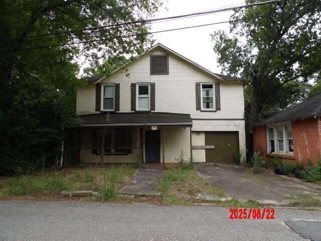 Property Photo:  1405 15th Street  AL 36867 