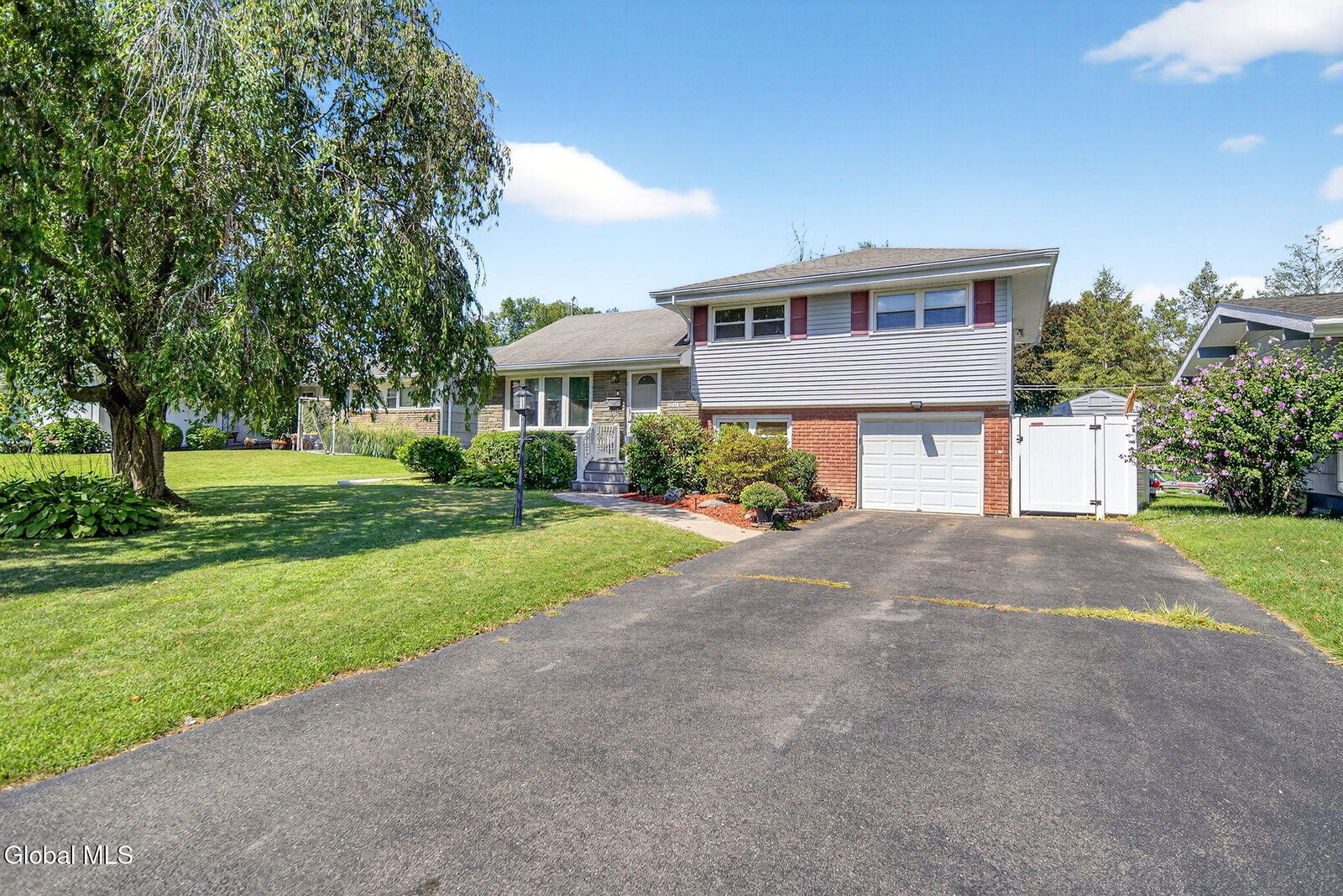 Property Photo:  118 Orlando Avenue  NY 12203 