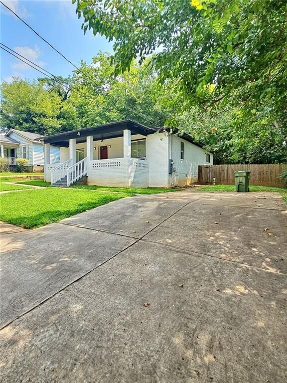Property Photo:  1108 West Avenue SW  GA 30315 