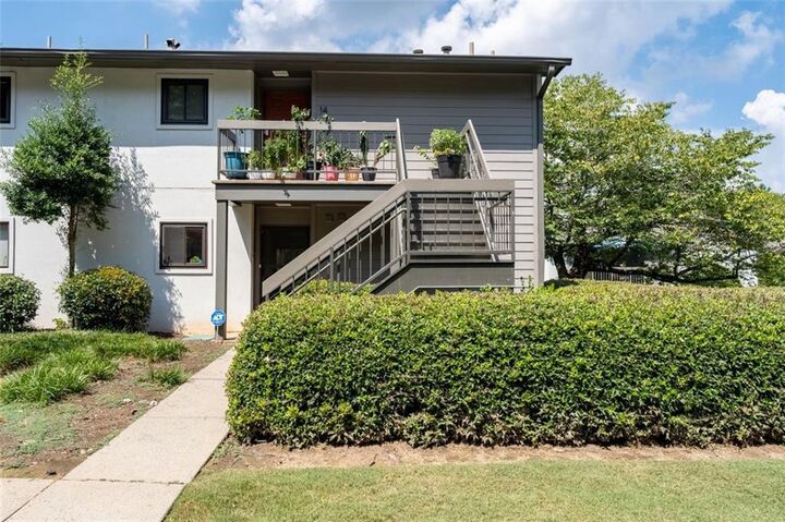 Property Photo: 11 Finch Trail NE GA 30308
