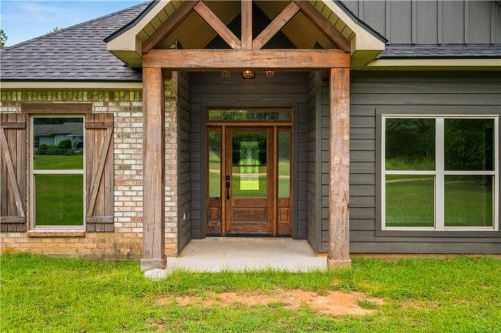 Property Photo:  167 Beeson Road  LA 71467 