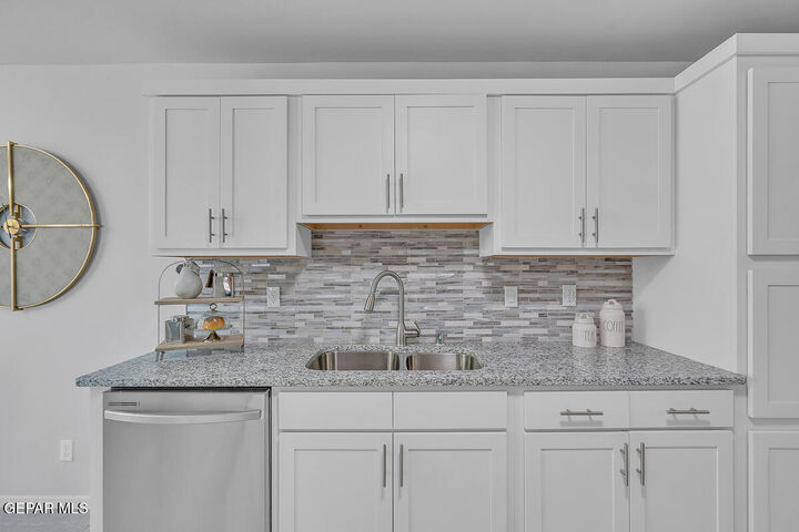 Property Photo: 15112 Laura Lane TX 79938