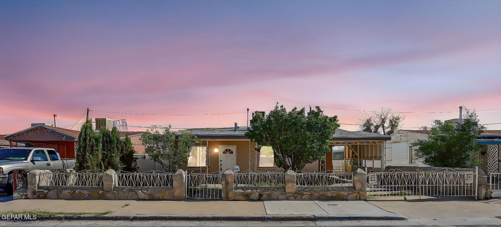 Property Photo: 6436 Shirley Avenue TX 79905