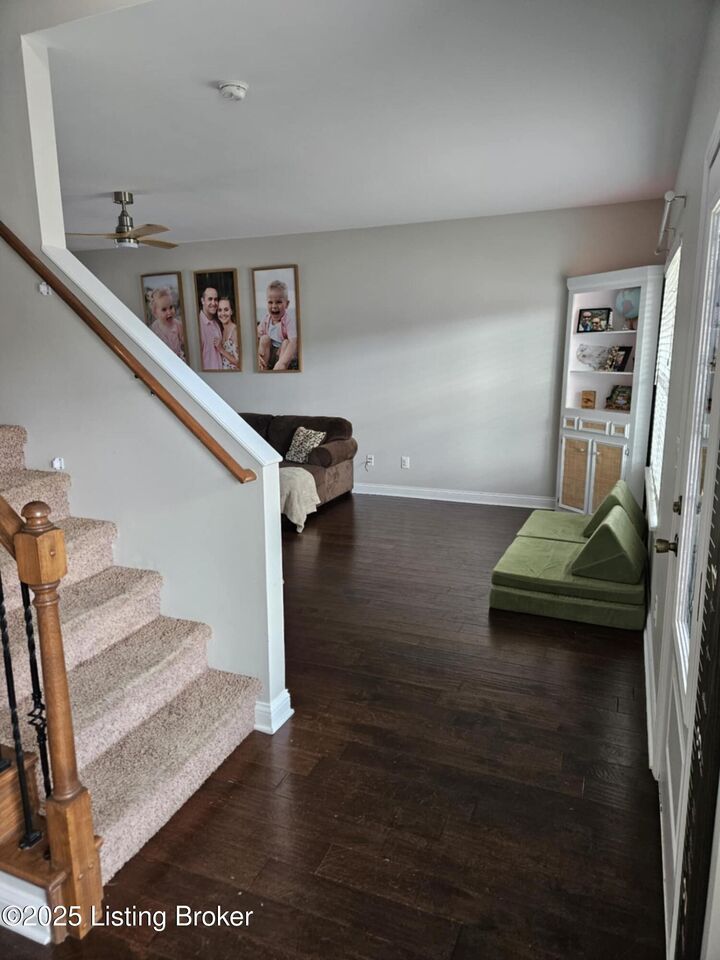 Property Photo:  226 Sangria Dr  KY 40175 