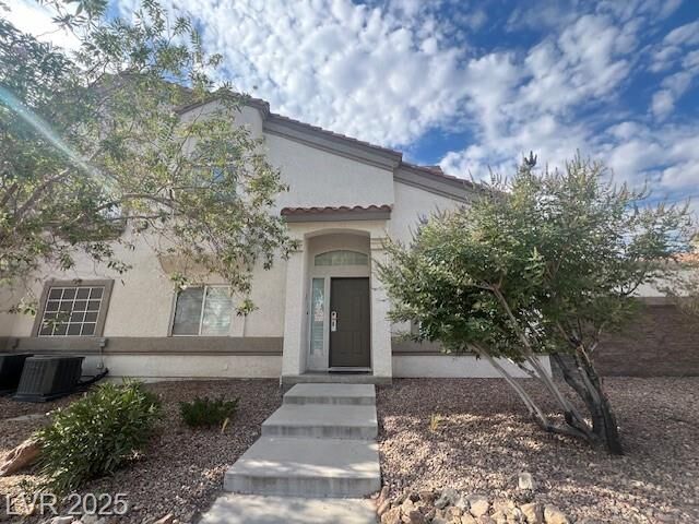 Property Photo: 380 Seine Way NV 89014