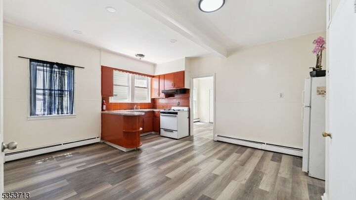 Property Photo:  253 Franklin St 1  NJ 07206 