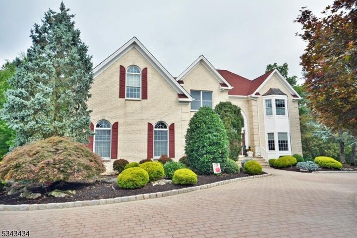 Property Photo: 21 Foxglove Dr NJ 07059