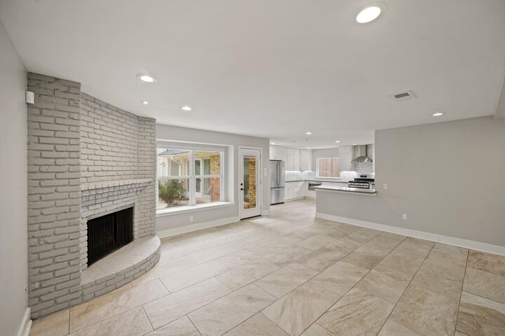 Property Photo: 5135 Loch Lomond Drive TX 77096