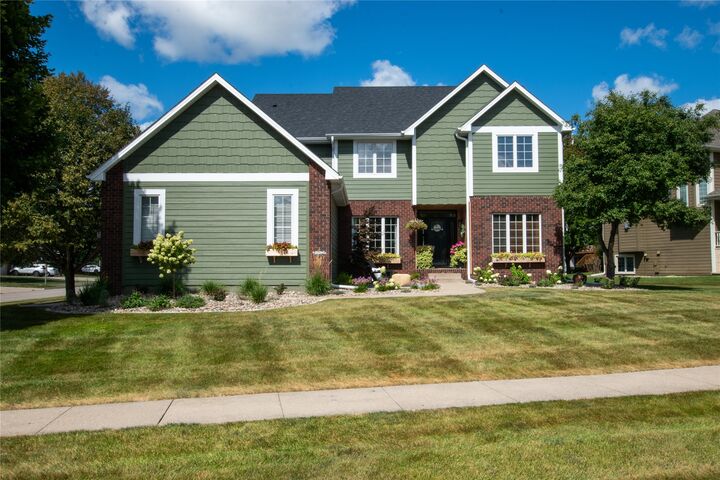 106 58th Court  West Des Moines IA 50266 photo