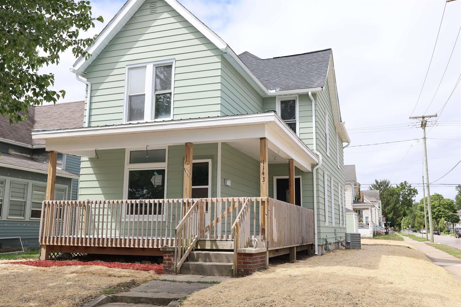 Property Photo: 1143 Saint Marys Avenue IN 46808-3428