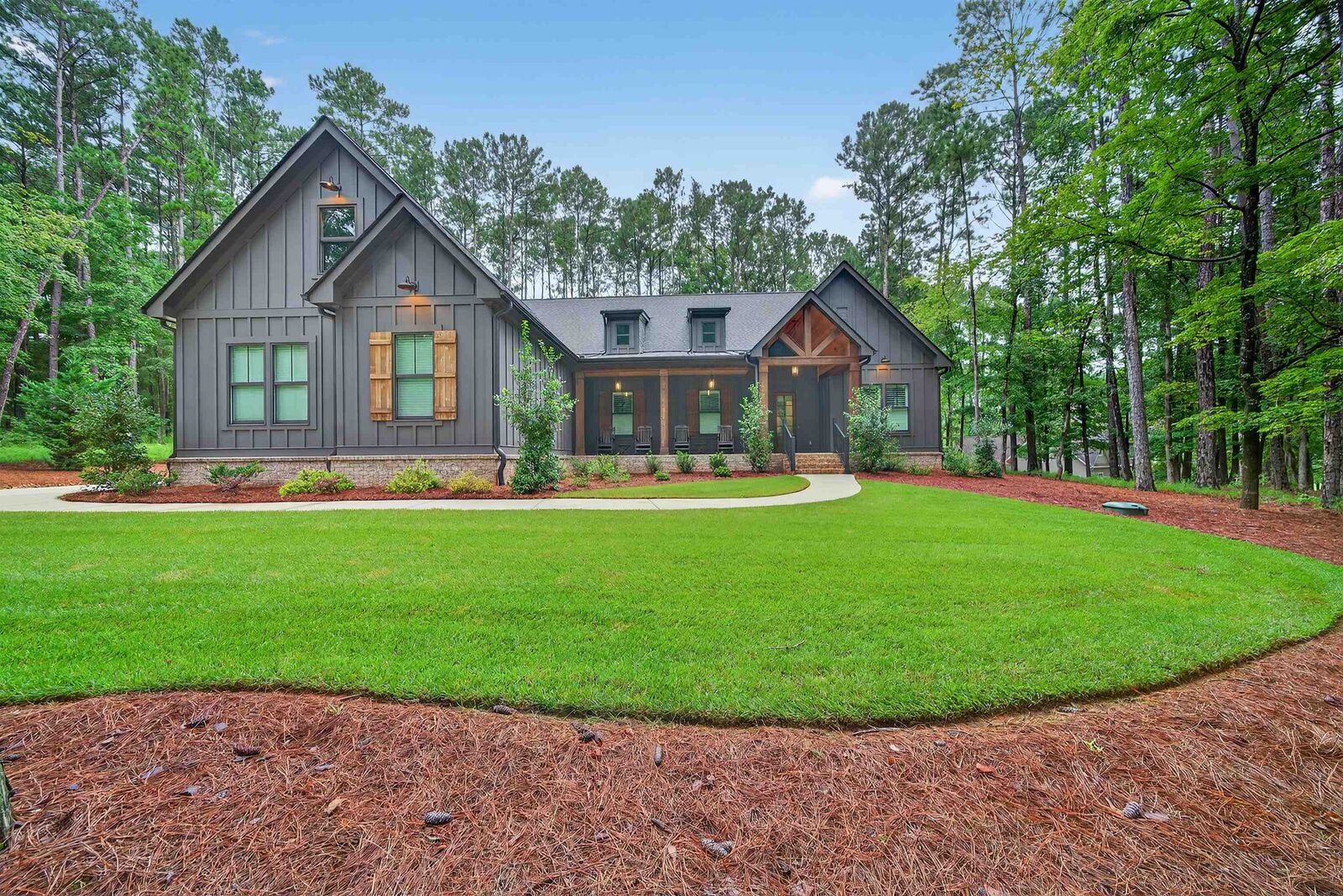 Property Photo: 1071 Westchester Drive GA 30642