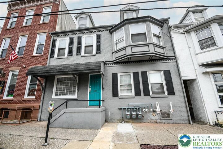 459 W Linden 1-A  Allentown City PA 18102 photo