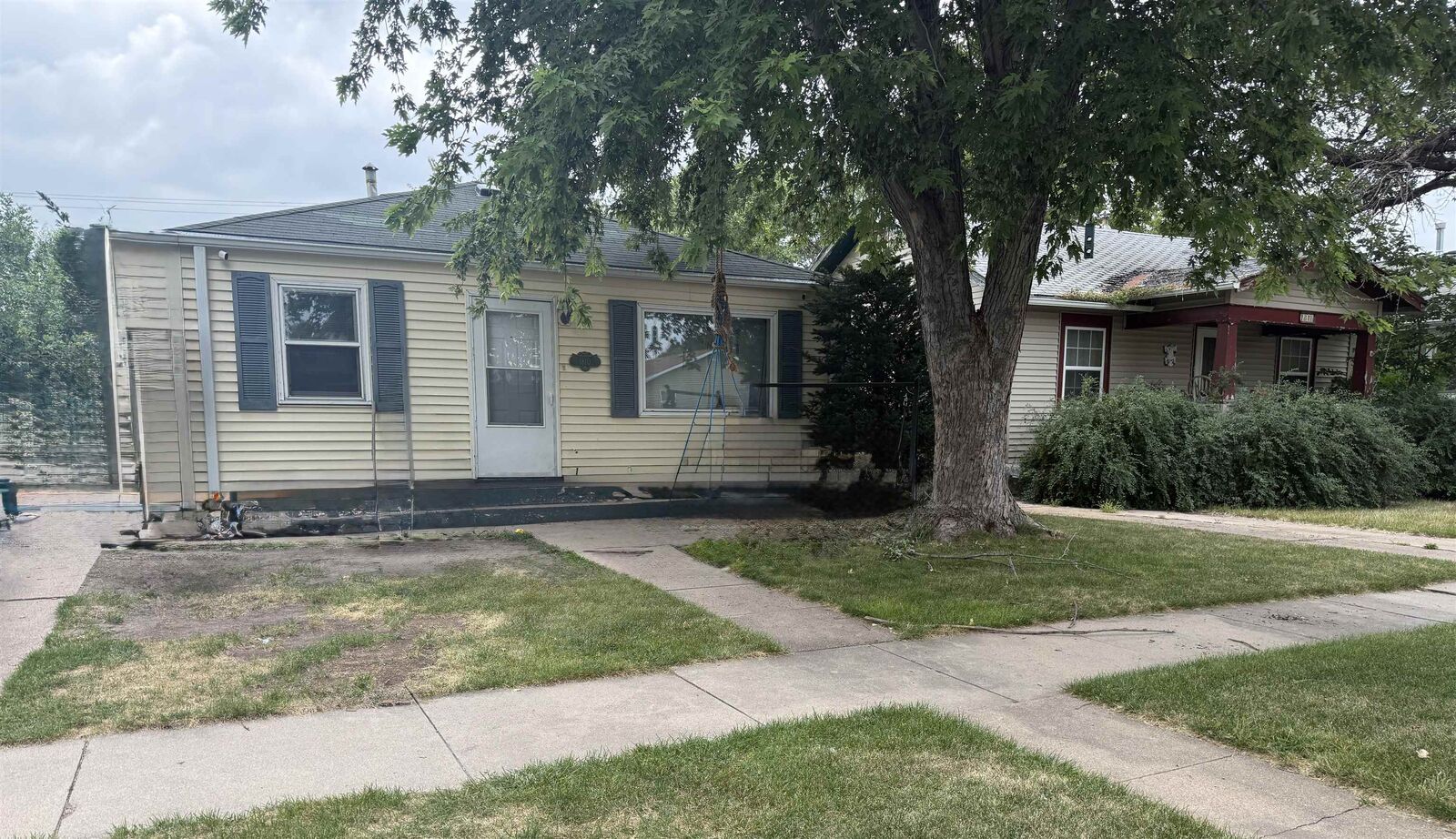 Property Photo: 1810 W 5 NE 69101