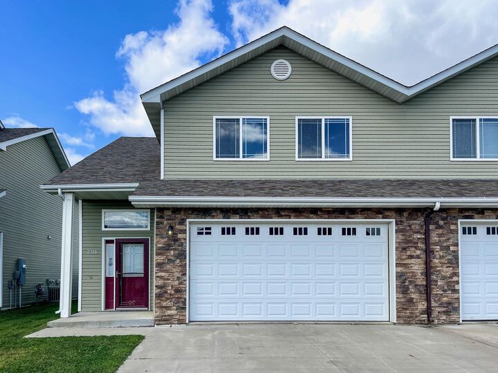Property Photo:  2310 14th St NW  ND 58703 