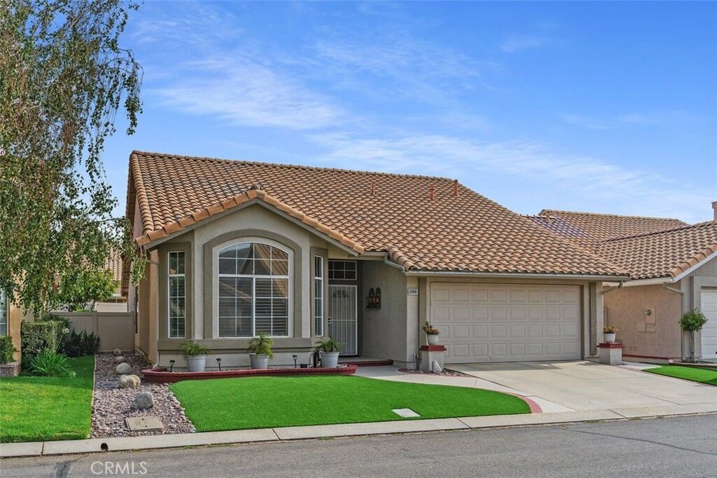 Property Photo: 5033 W Hilton Head Drive CA 92220