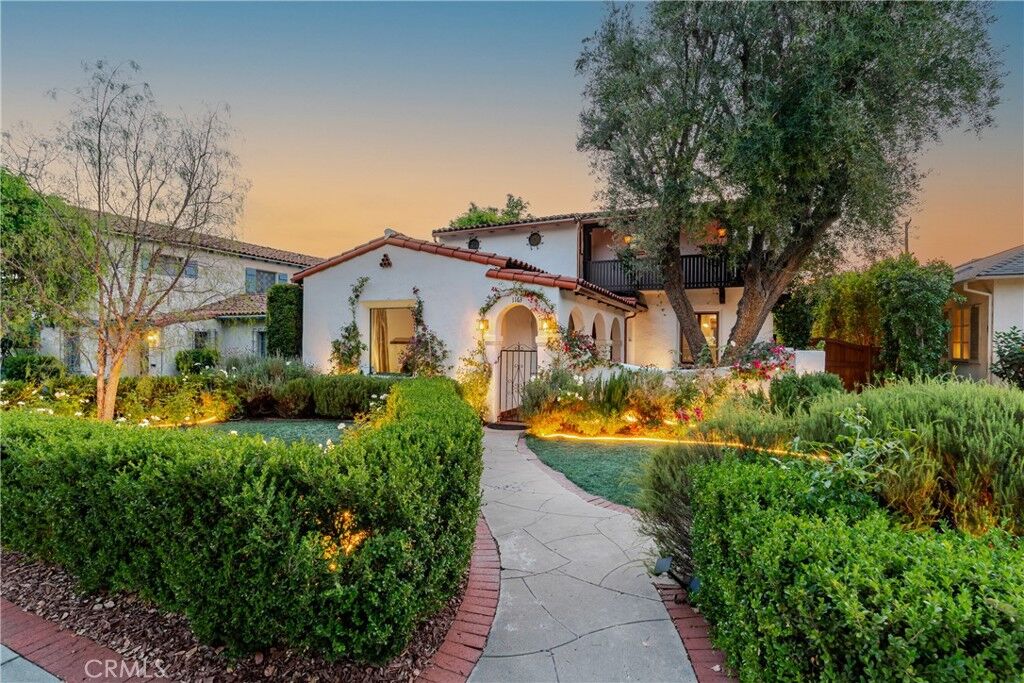 Property Photo: 1163 Geneva Street CA 91207