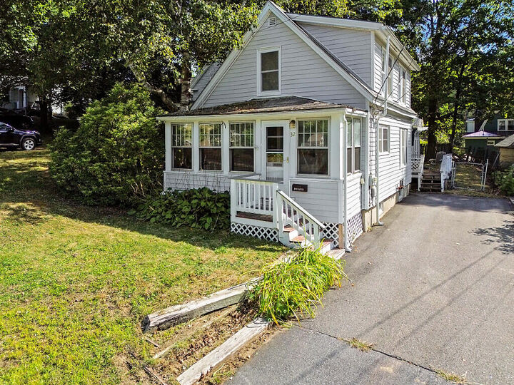 Property Photo: 32 Murray Street ME 04330