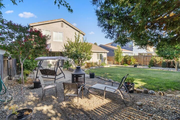 Property Photo:  8312 Cabochon Way  CA 95829 