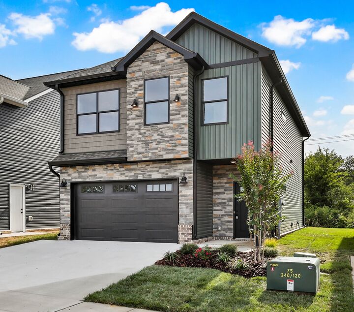 Property Photo:  18 Charleston Cove  TN 37043 