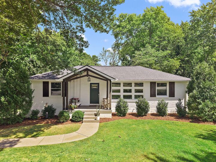 5205 Stallworth Dr  Nashville TN 37220 photo