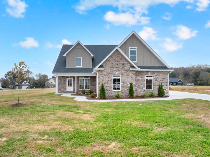 Property Photo: 249 Lookout Dr TN 37398