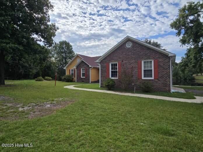Property Photo:  104 Sky Run  NC 28379 