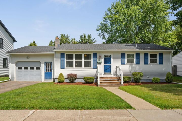 160 Gazo Avenue  Burlington VT 05408 photo