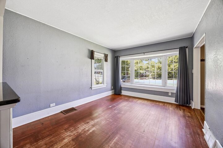 Property Photo: 2342 South Avenue E MN 55109
