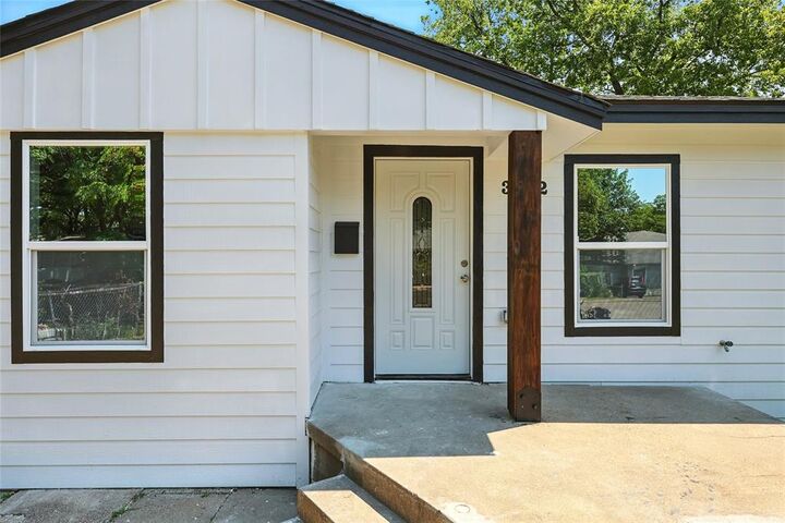 Property Photo: 3122 Seevers Avenue TX 75216