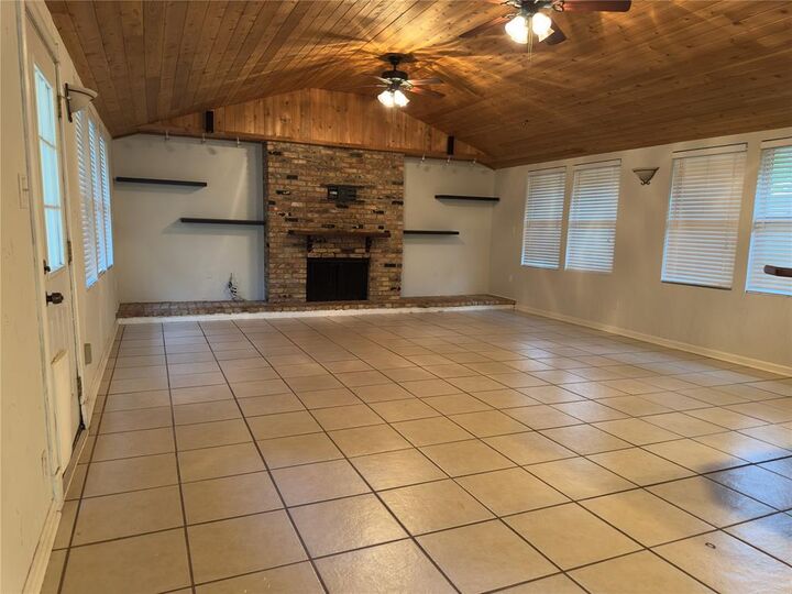 Property Photo: 2614 Newton Circle E TX 75062
