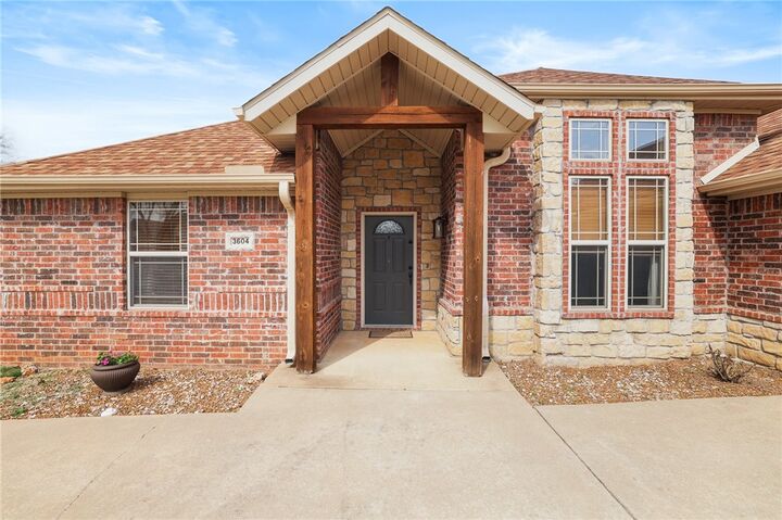 Property Photo: 3604 SW Briar Creek Avenue AR 72713