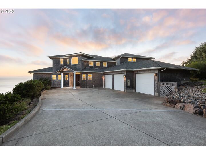 5355 Haystack Dr  Neskowin OR 97149 photo