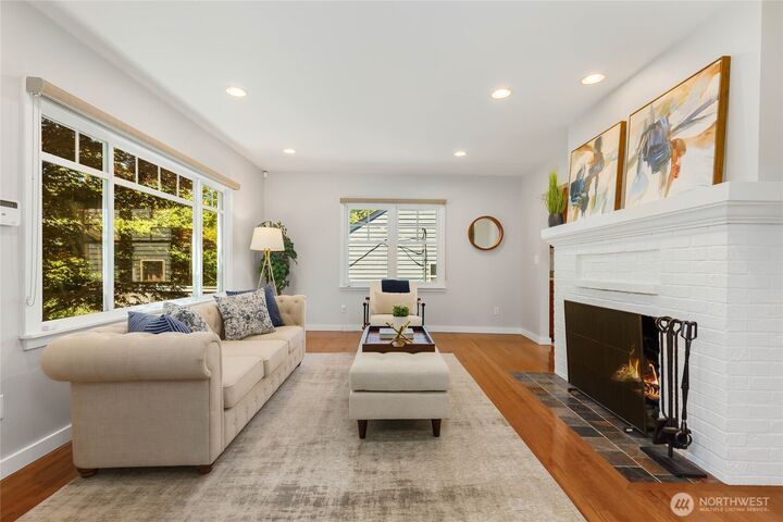Property Photo: 1628 27th Avenue WA 98122