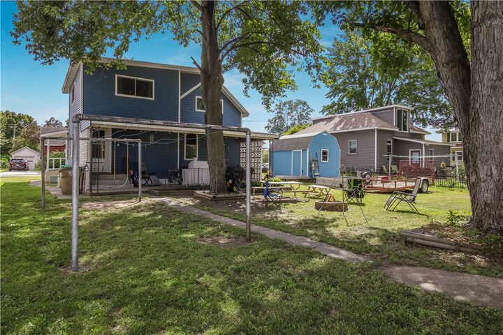 Property Photo:  416 W Cedar Street  WI 54729 